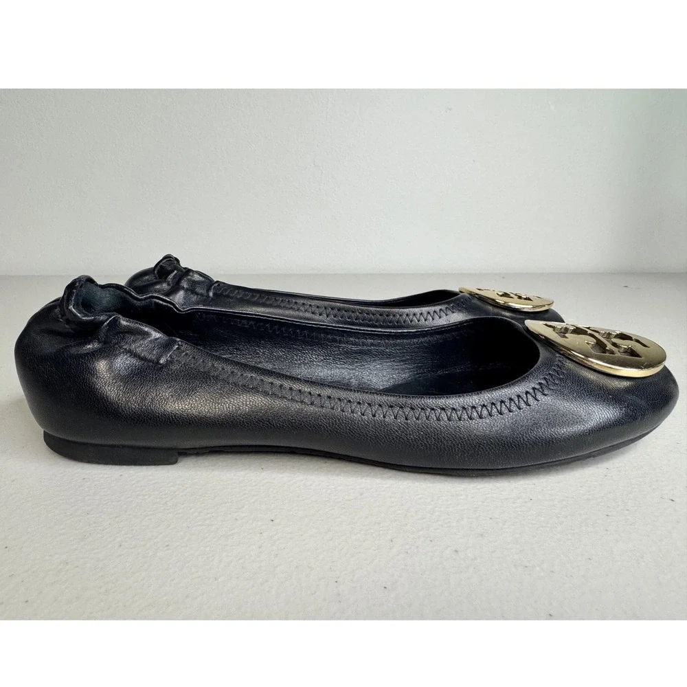 Tory Burch Reva Black Leather Ballet Flats Gold Monogram Logo Womens 6